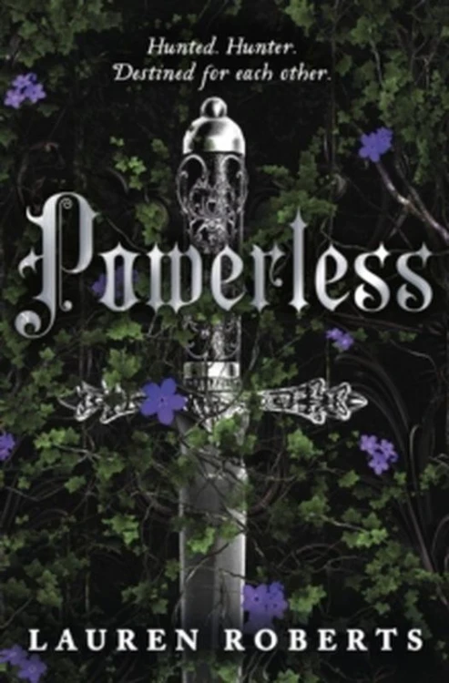 Powerless wer. angielska, Lauren Roberts