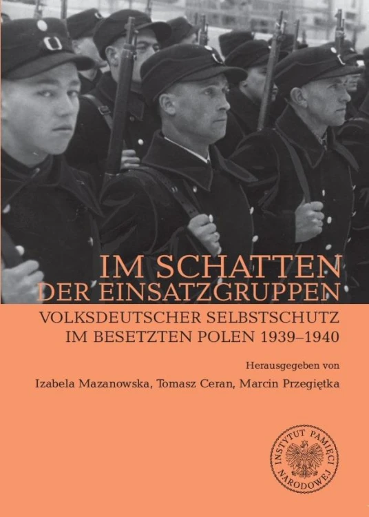 Im Schatten der Einsatzgruppen. Volksdeutscher...